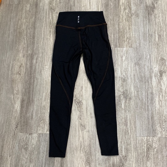 WILO Athletic Leggings - Picture 2 of 4